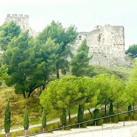 Meti&lika Castle View *